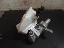 Maitre cylindre (freinage)