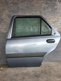 Porte avant droit