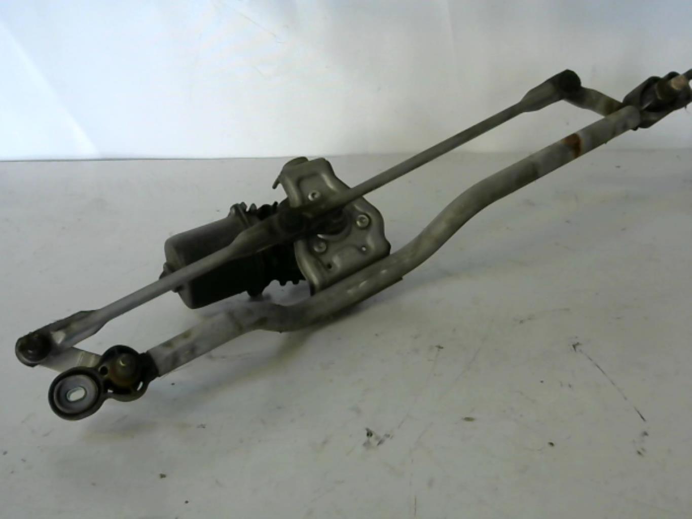 Moteur essuie glace avant