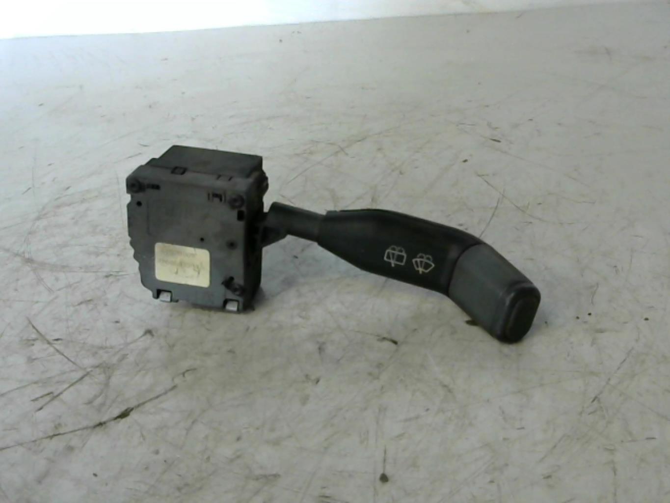 Commodo d'essuie glaces