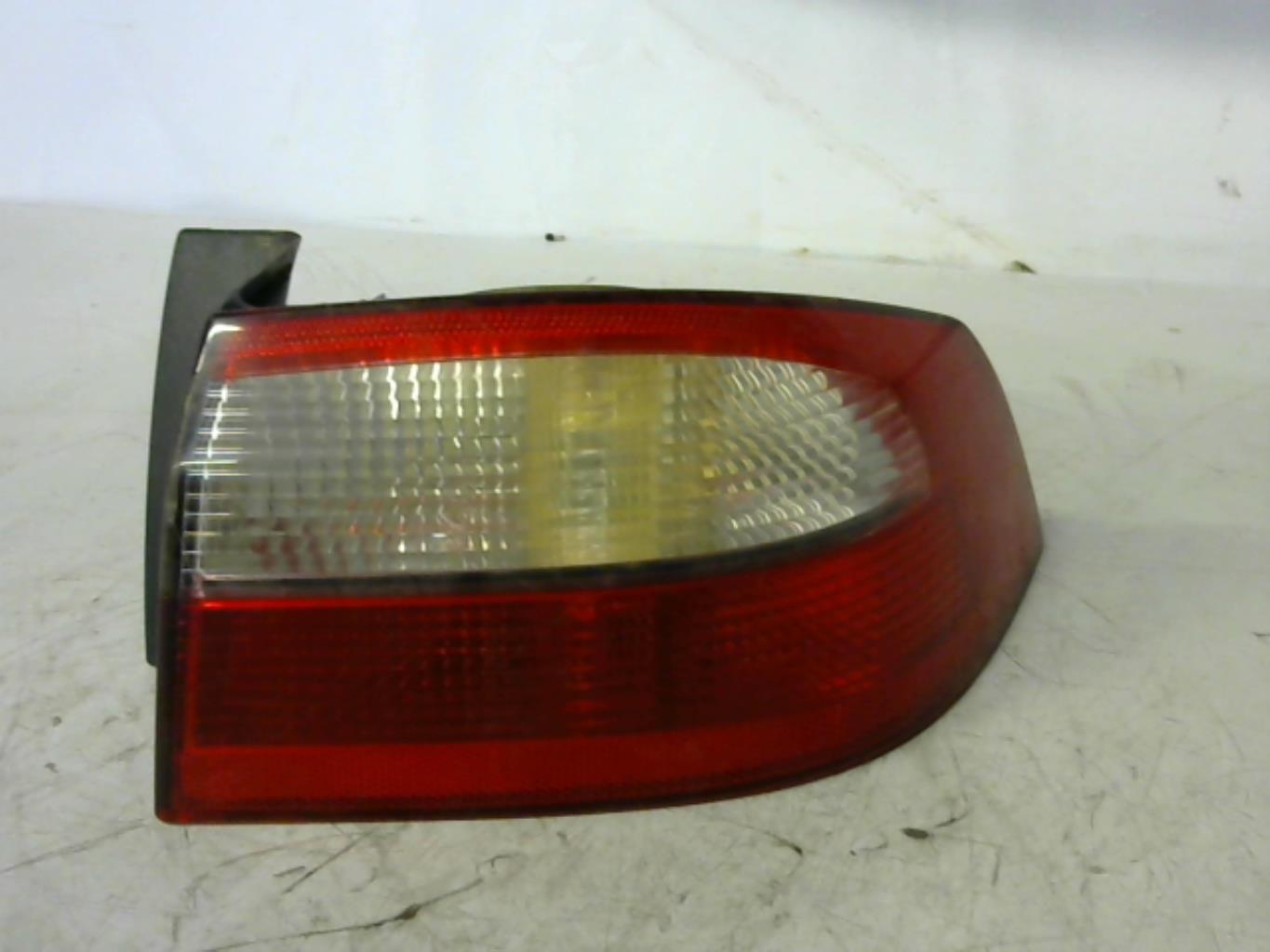 Fanale posteriore principale destro (luci)