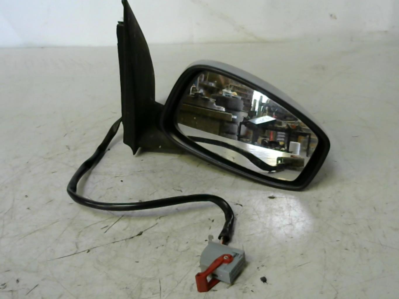 Retrovisor derecho
