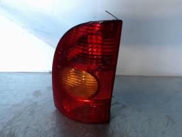 Fanale posteriore principale sinistro (luci)