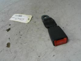 Attache ceinture arriere gauche