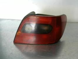 Fanale posteriore principale destro (luci)