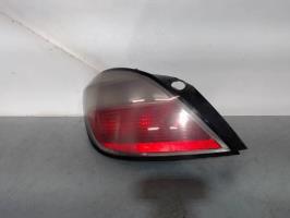 Fanale posteriore principale sinistro (luci)