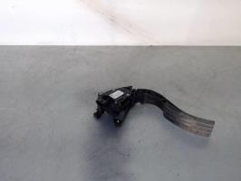 Pedale acceleratore