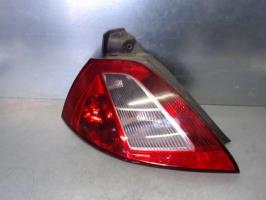 Fanale posteriore principale sinistro (luci)