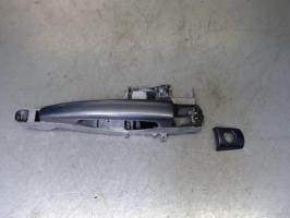 Poignee porte avant gauche