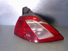 Fanale posteriore principale sinistro (luci)