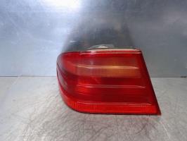 Fanale posteriore principale sinistro (luci)