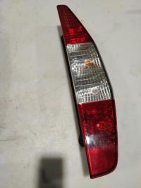 Fanale posteriore principale destro (luci)