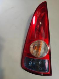 Fanale posteriore principale sinistro (luci)