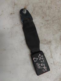Attache ceinture arriere droit