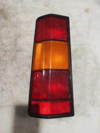 Fanale posteriore principale sinistro (luci)