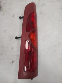 Fanale posteriore principale sinistro (luci)