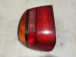 Fanale posteriore principale sinistro (luci)