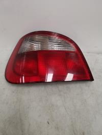 Fanale posteriore principale sinistro (luci)