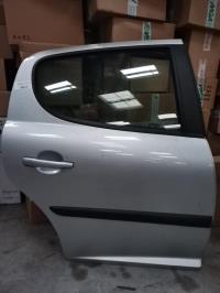 Puerta trasera derecha