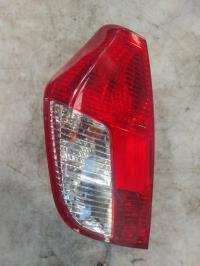 Fanale posteriore principale sinistro (luci)