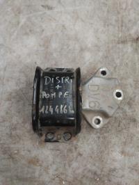 Support moteur droit