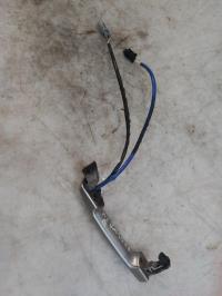 Poignee porte avant gauche