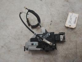 Cerradura delantera derecha