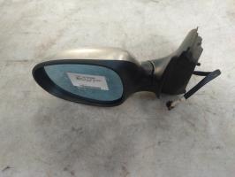 Retrovisor izquierdo
