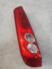 Fanale posteriore principale sinistro (luci)