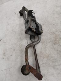 Moteur essuie glace avant