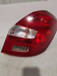 Fanale posteriore principale destro (luci)