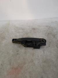 Poignee porte avant gauche