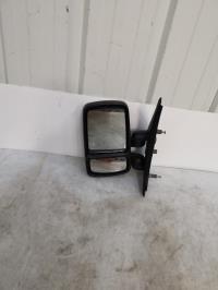 Retrovisor izquierdo
