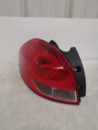 Fanale posteriore principale sinistro (luci)