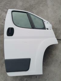 Porte avant droit