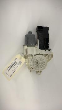 Moteur leve vitre avant gauche