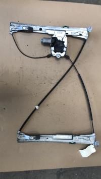 Leve vitre electrique avant droit