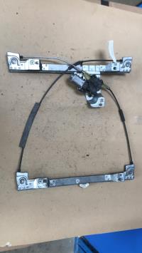 Leve vitre electrique avant droit