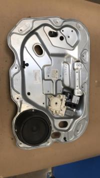 Leve vitre electrique avant gauche