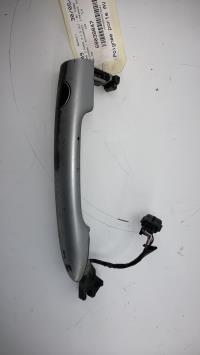 Poignee porte avant gauche