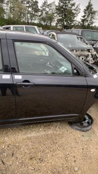 Porte avant droit