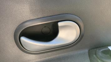 Poignee interieur arriere droit