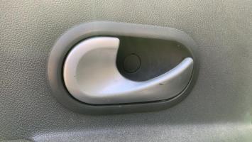 Poignee interieur arriere gauche