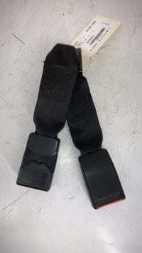 Attache ceinture arriere droit