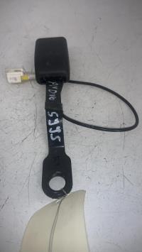 Attache ceinture avant droit