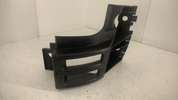 Support de pare chocs arriere