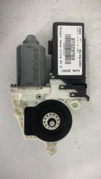 Moteur leve vitre avant gauche