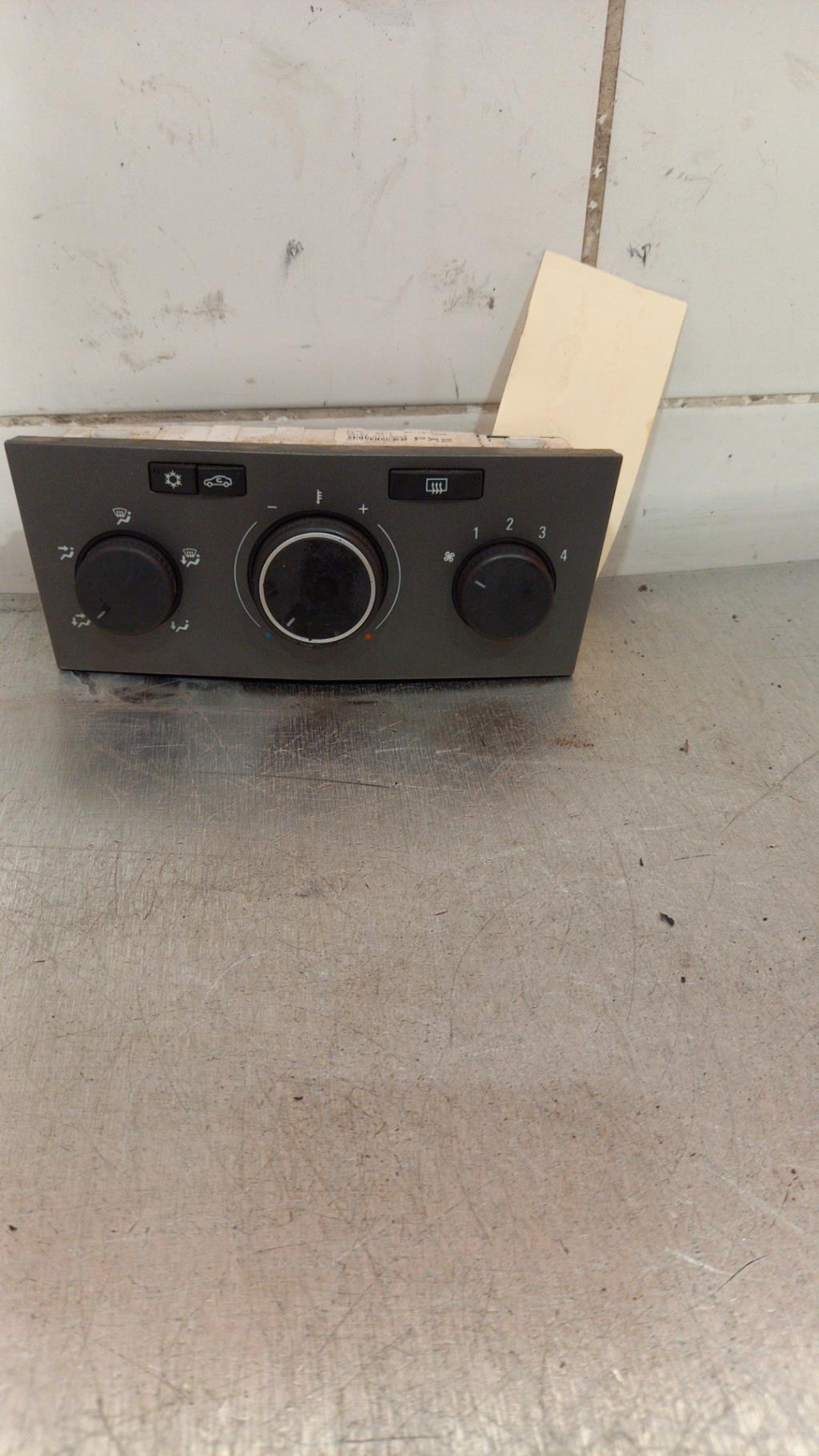 Commande chauffage OPEL ASTRA H PHASE 1  - 1