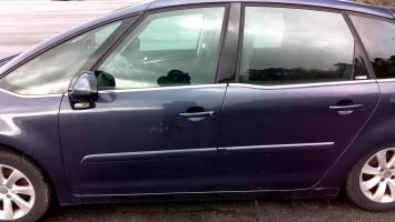 Porte avant gauche