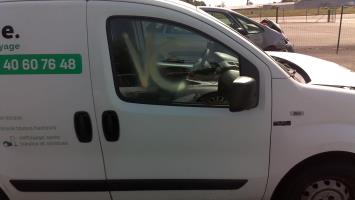 Porte avant droit